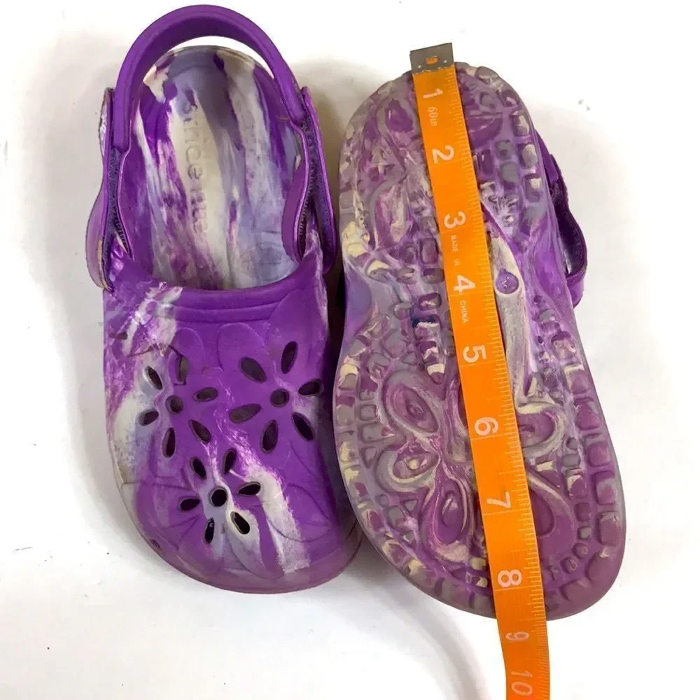 Stride rite water  girls shoes size XL
